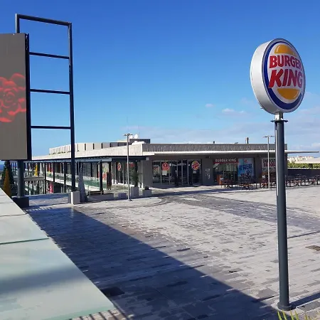 Marina Palace Paraiso بلايا بارايسو