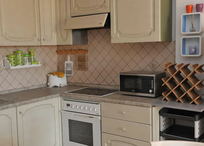 Marina Palace Paraiso Appartamento *